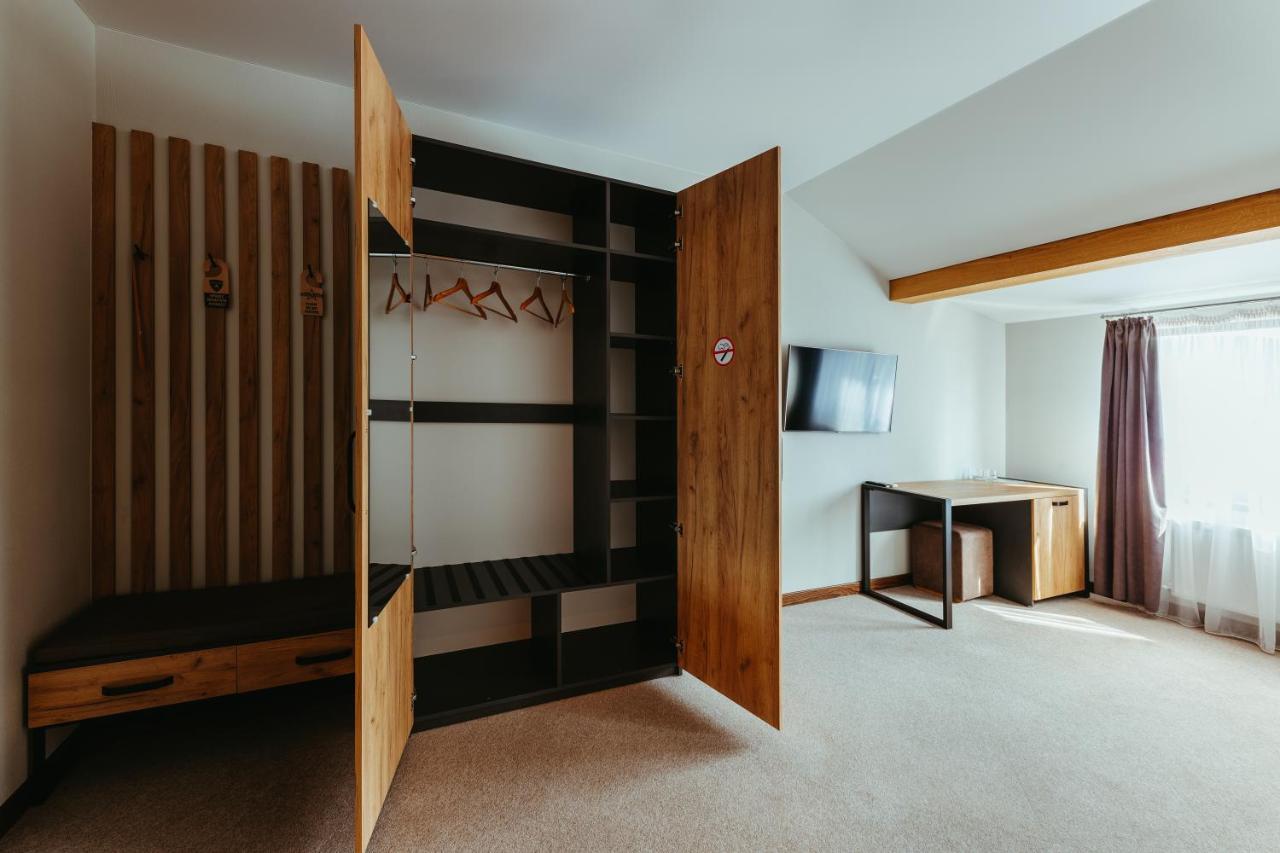 Hotel Huston